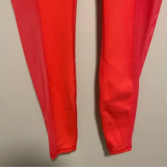 Lululemon Mastered Motion High-Rise Tight 28" in Thermal Red - Picture 11 of 11